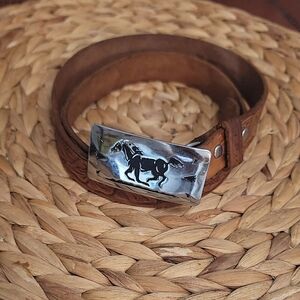 VINTAGE CHAMBERS Brown Leather Belt with Silver Horse‎ Buckle